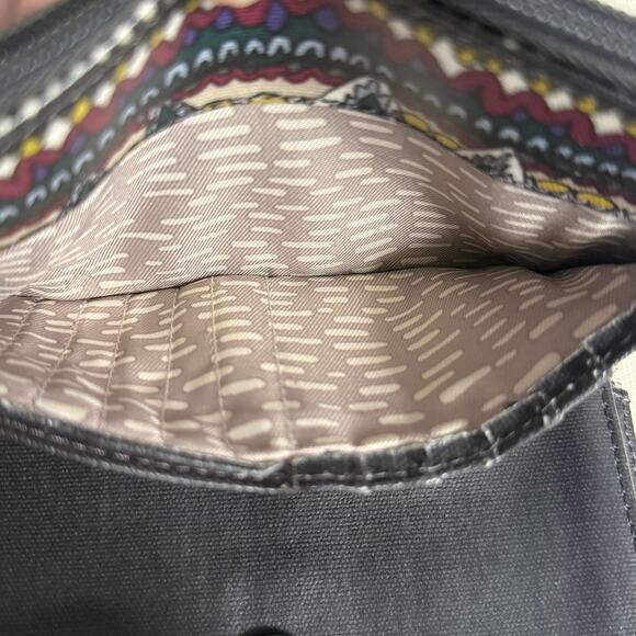 Sakroots Sak Artist Olympic Wristlet Wallet One World Multi Color Phone Friendly - Picture 7 of 8